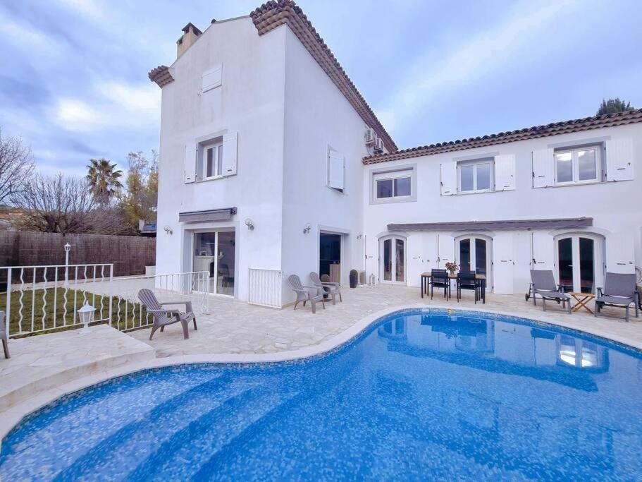 Appartement En Bas De Villa Avec Piscine Auribeau-sur-Siagne Extérieur photo